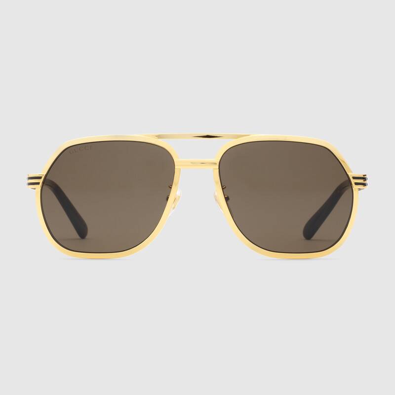 AVIATOR
